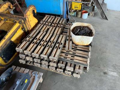 Caterpillar 307C en vente par Omeco Spa
