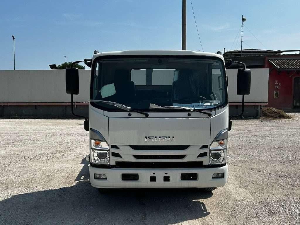 Isuzu P75 NUOVO SCARRABILE Photo 3