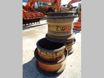 Jante pour Hitachi ZW220 en vente par OLM 90 Srl