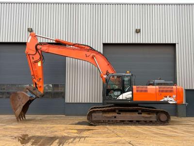 Hitachi ZX350LC-6 Photo 1