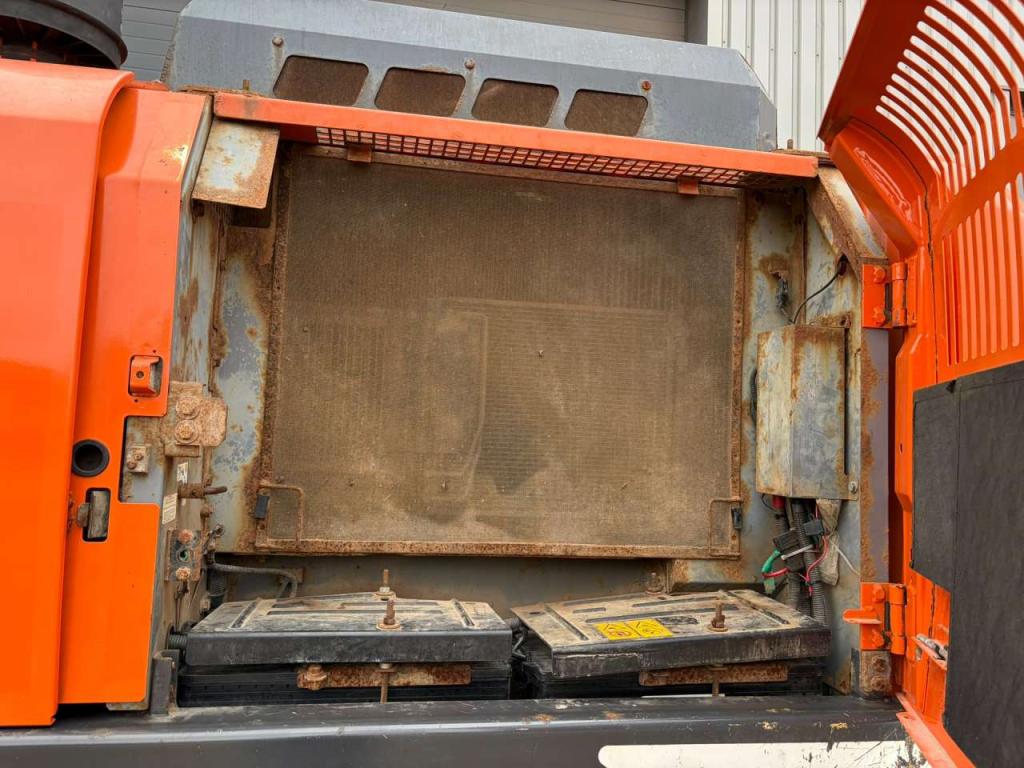 Hitachi ZX350LC-6 Photo 28