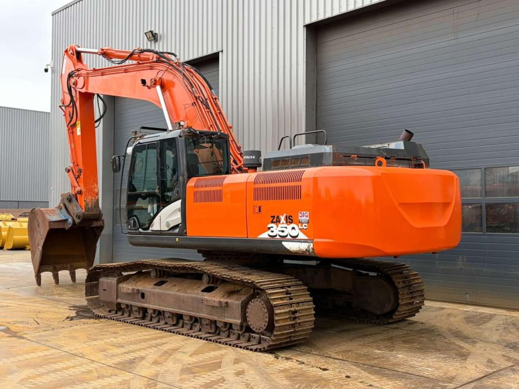 Hitachi ZX350LC-6 Photo 3