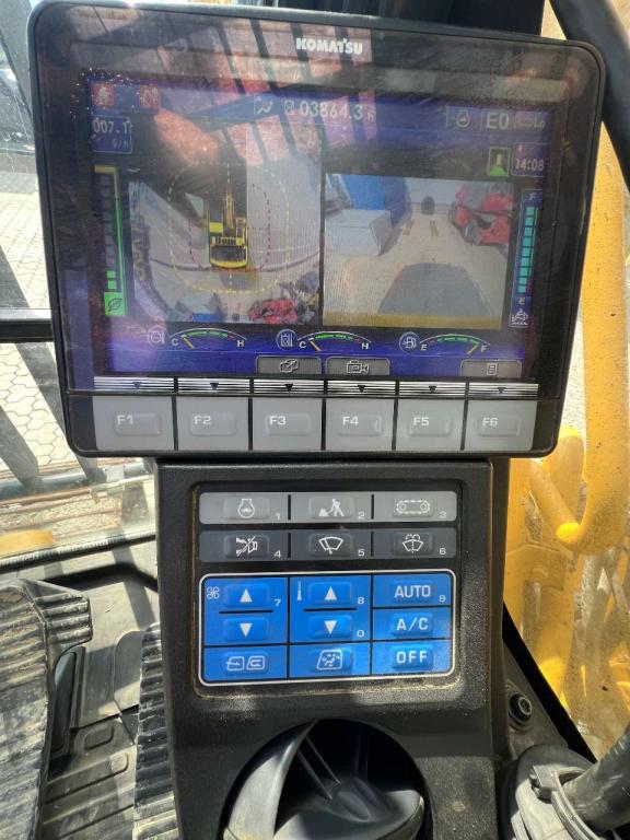 Komatsu PC230NHD-11E0 Photo 13