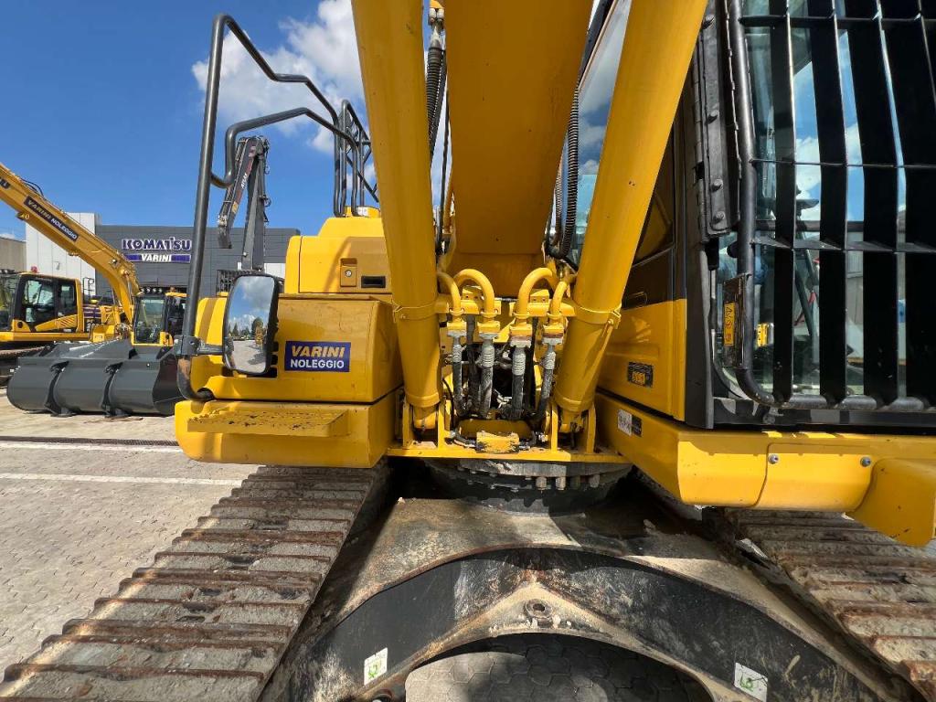 Komatsu PC230NHD-11E0 Photo 21