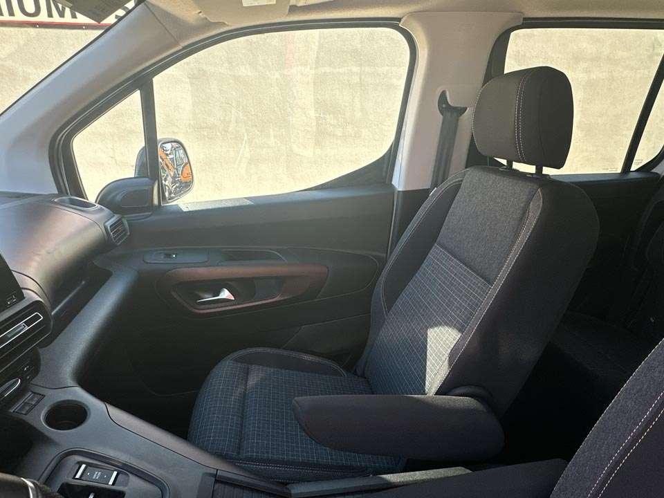 Peugeot E-RIFTER GT Photo 11