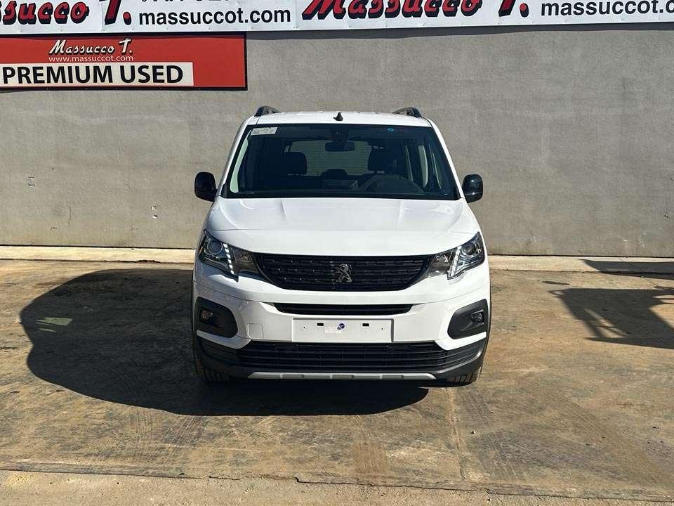 Peugeot E-RIFTER GT Photo 17