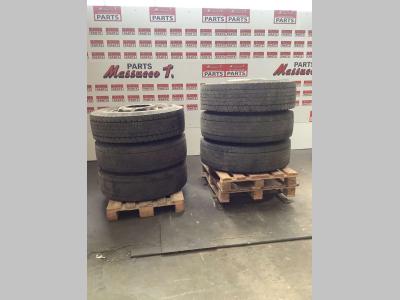 Pneu avec jantes pour Kalmar LMV 12-600 en vente par Massucco T. Srl Area Ricambi