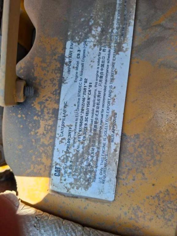 Caterpillar 725C2 Photo 24