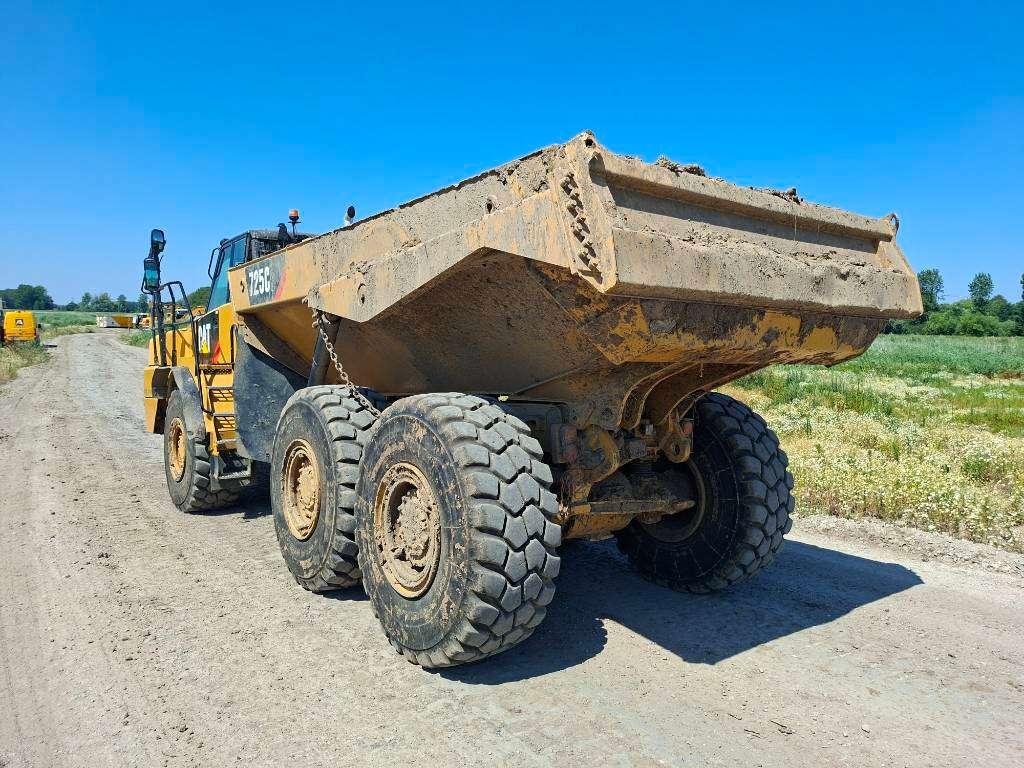 Caterpillar 725C2 Photo 7
