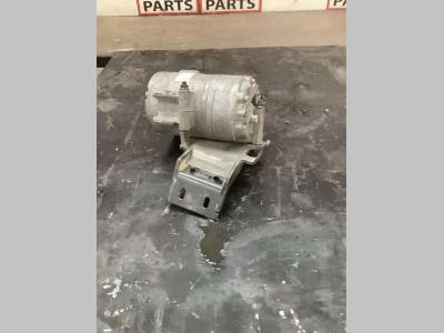 Compresseur climatisation pour Volvo FH16 550 6x4 en vente par Massucco T. Srl Area Ricambi