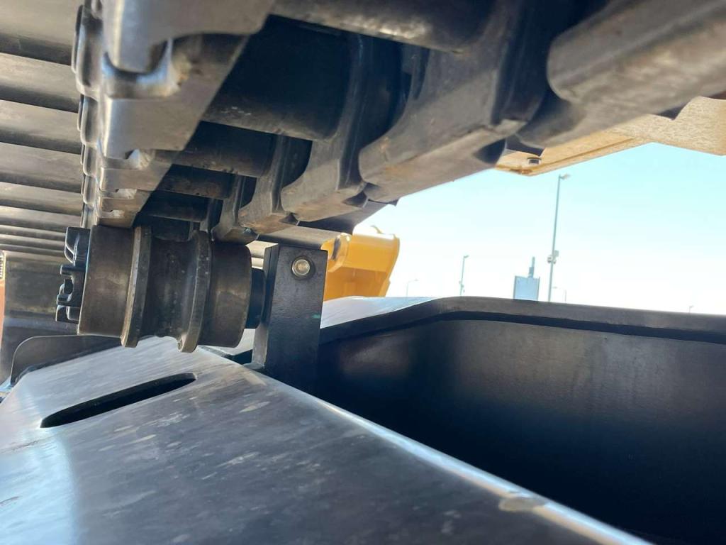 Caterpillar 323D3 Photo 15