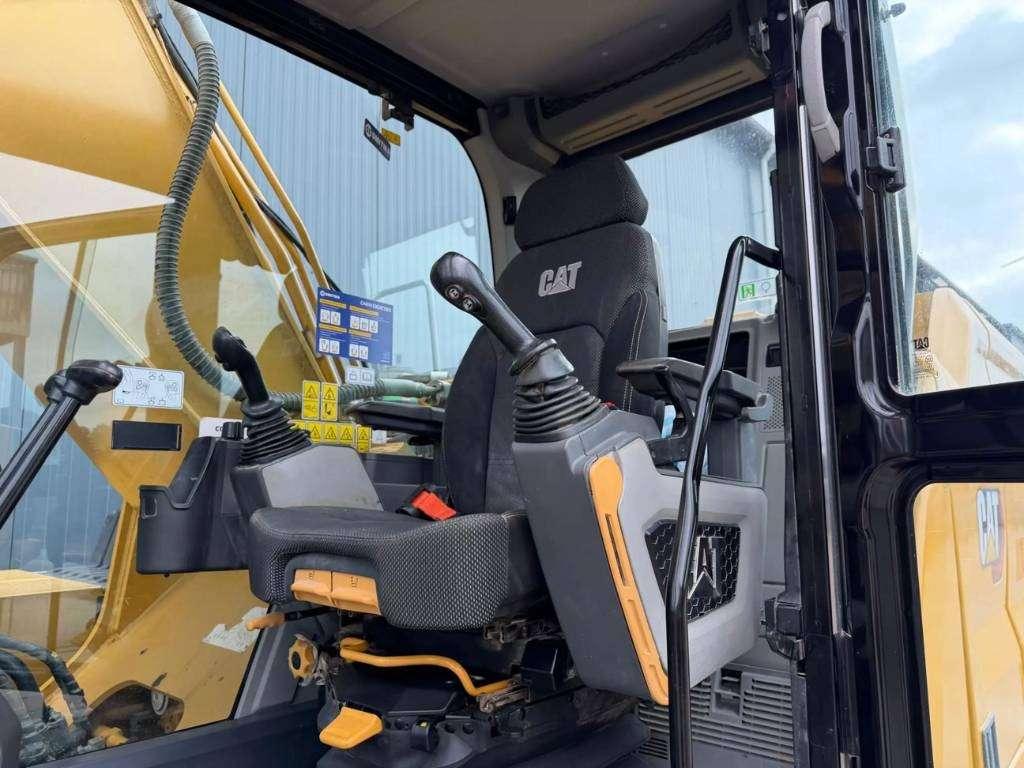 Caterpillar 330 07B Photo 19