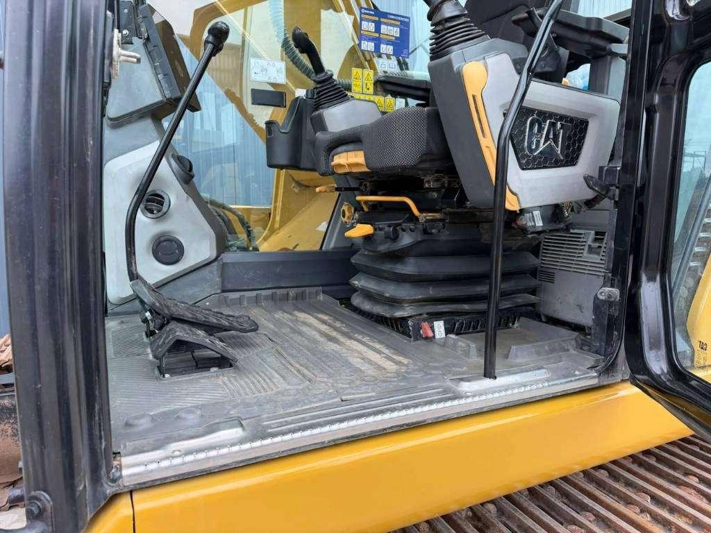 Caterpillar 330 07B Photo 20