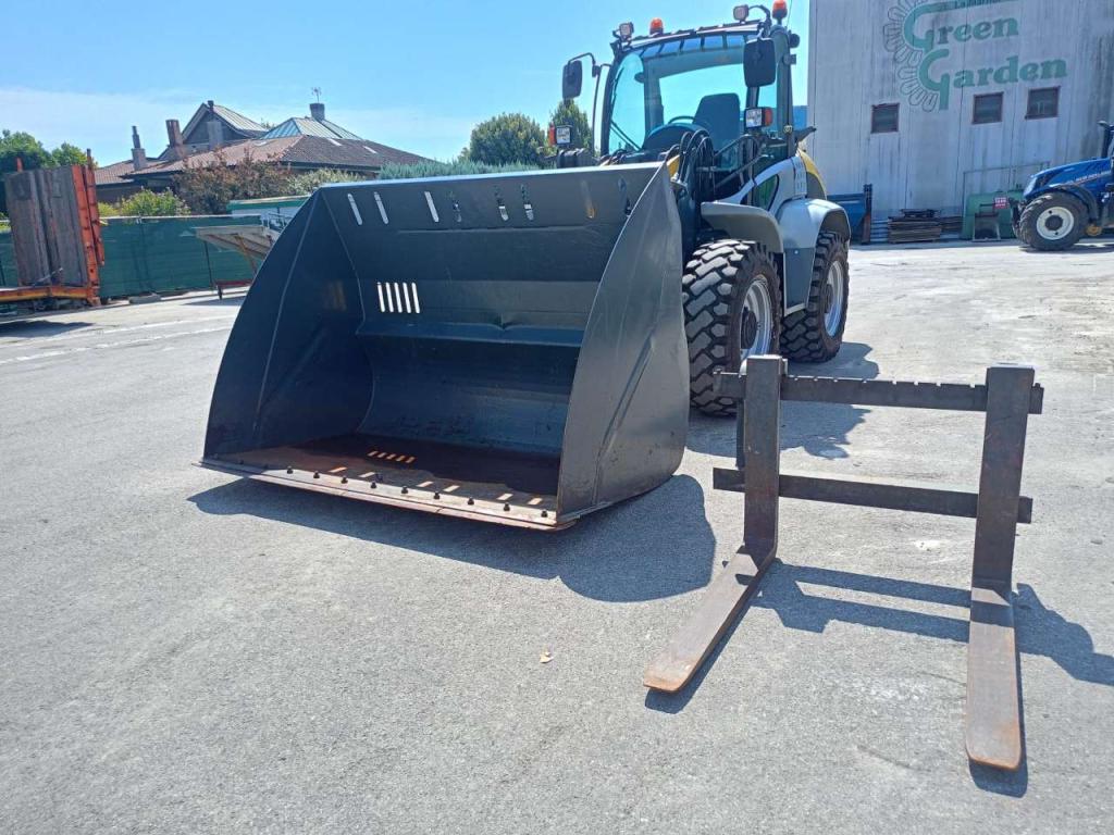 Kramer 880 Photo 2
