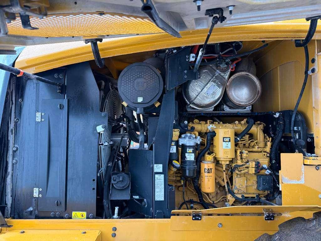 Caterpillar 926M - Automatic Greasing / Backup Camera Photo 30
