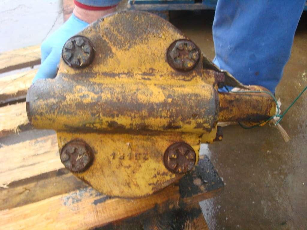 Pompe hydraulique pour DOZER FIAT ALLIS AD20 Photo 3