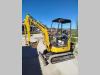 Komatsu PC16R-3HS Photo 2 thumbnail