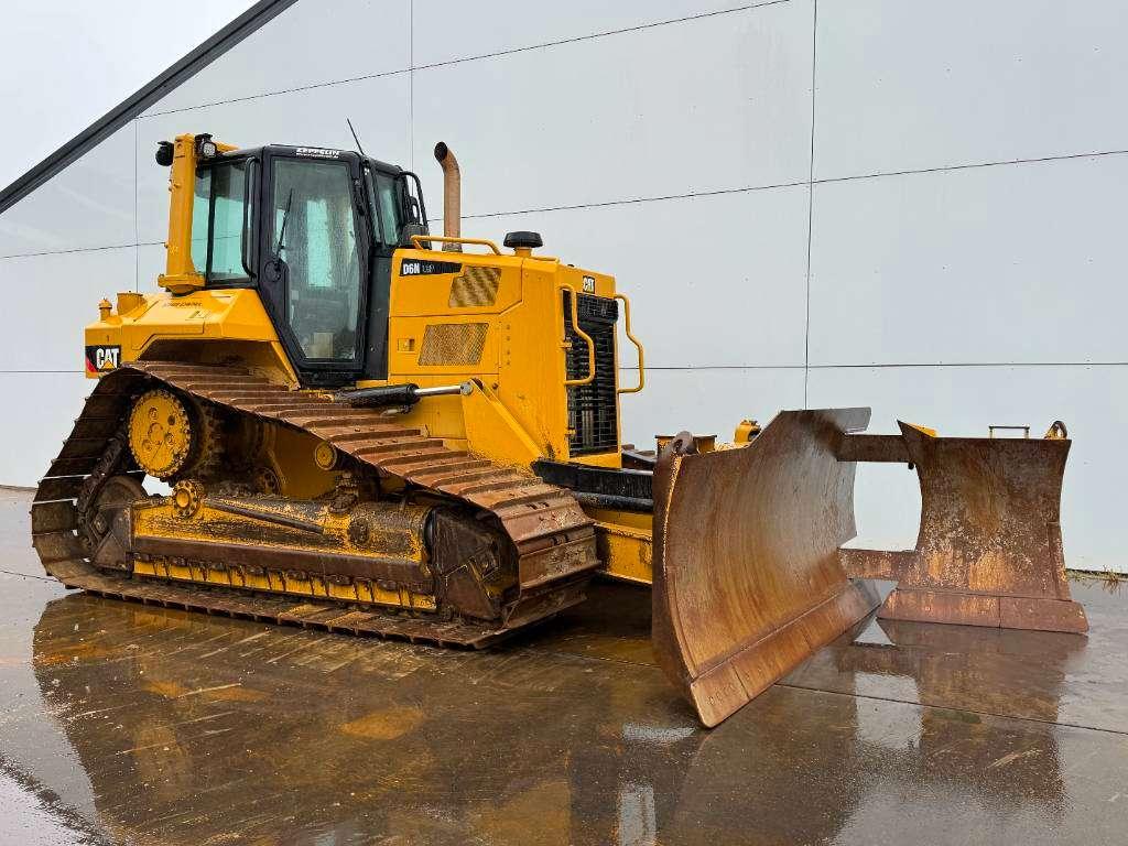 Caterpillar D6N LGP - German Machine / Folding Blade Photo 7