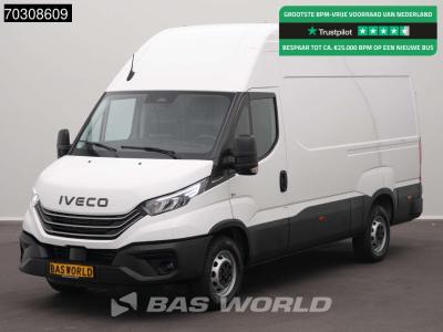 Iveco Daily 35S18 3.0L Automaat L2H3 Extra High 3,5t Trekhaak 180PK LED ACC Navi Airco Camera Parkeersens en vente par BAS World B.V.