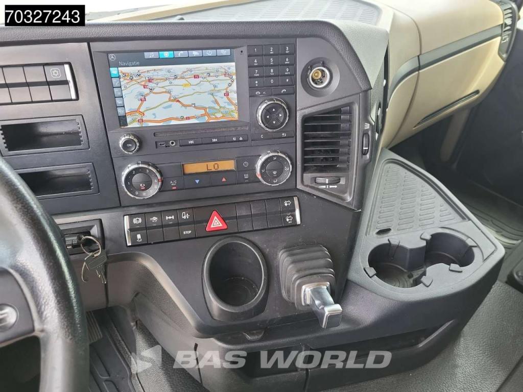 Mercedes-Benz Actros 1842 4X2 StreamSpace Retarder 70% Tyres Photo 19