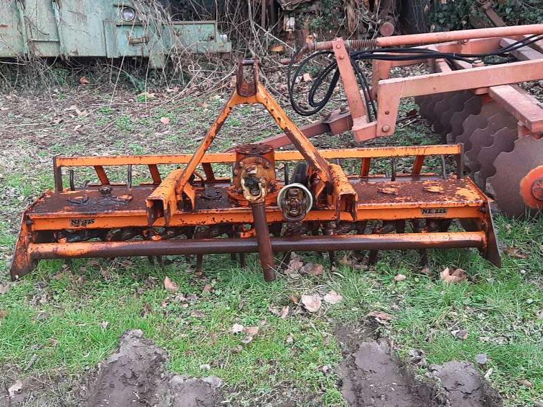 REMAC NE 225 Photo 3