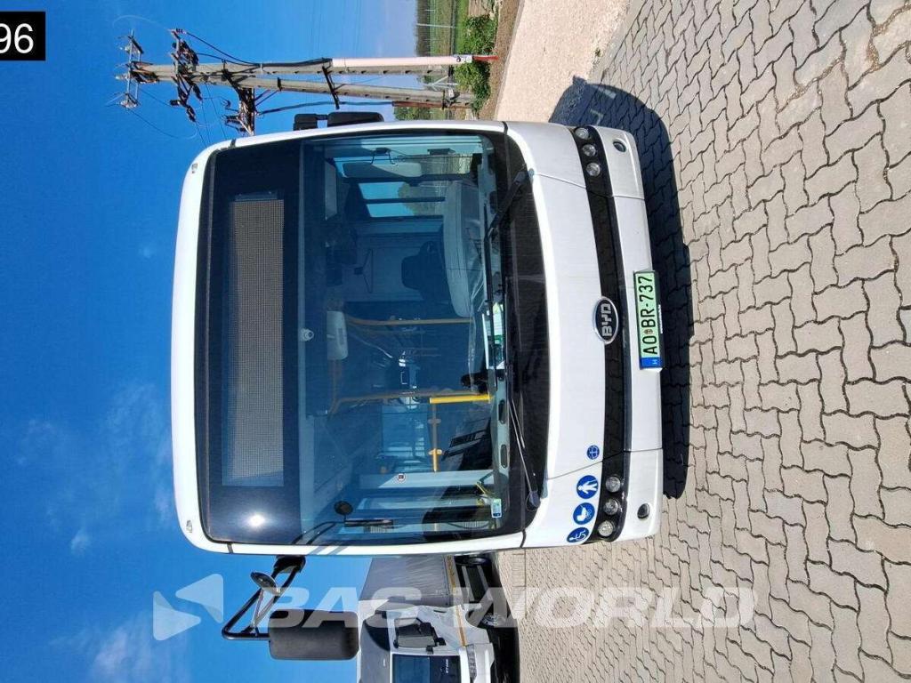 BYD K9UB-DW Citybus 4X2 100% Electric 300Kw 76 persons city bus Photo 5