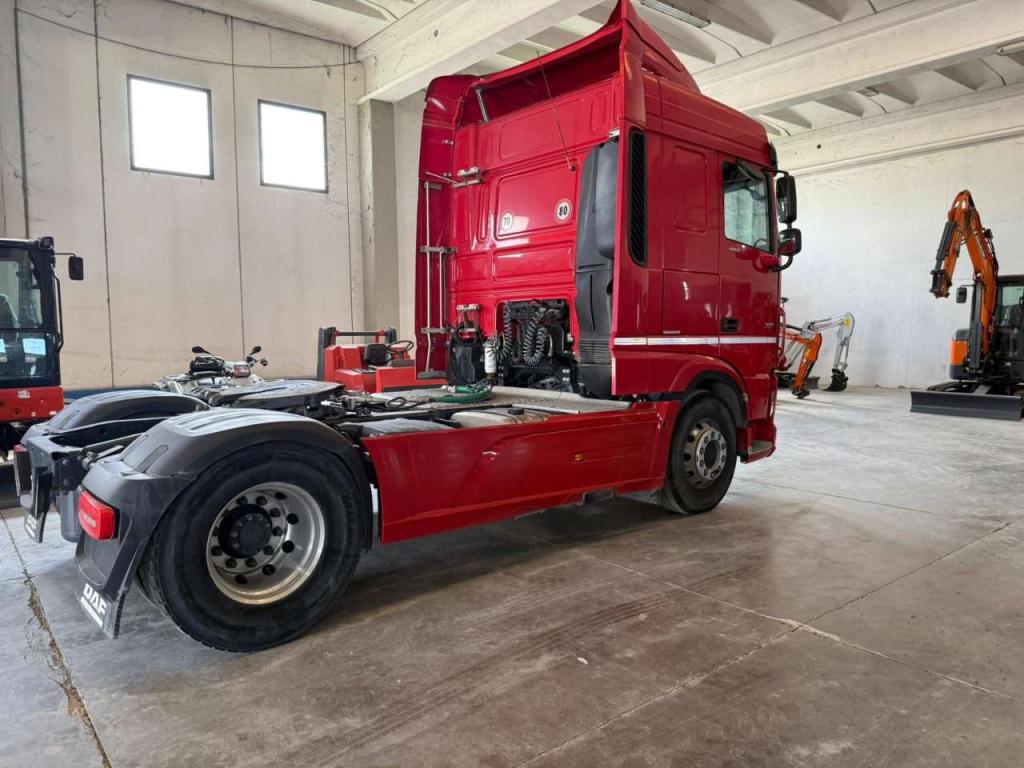 Daf 480 Photo 1