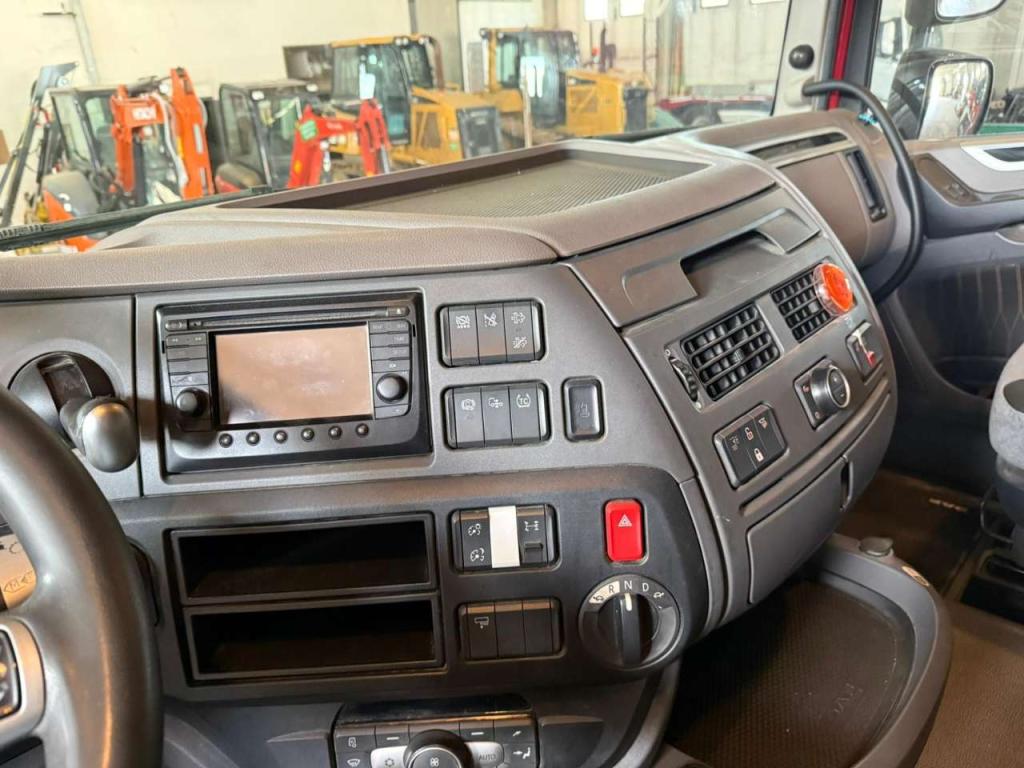 Daf 480 Photo 13