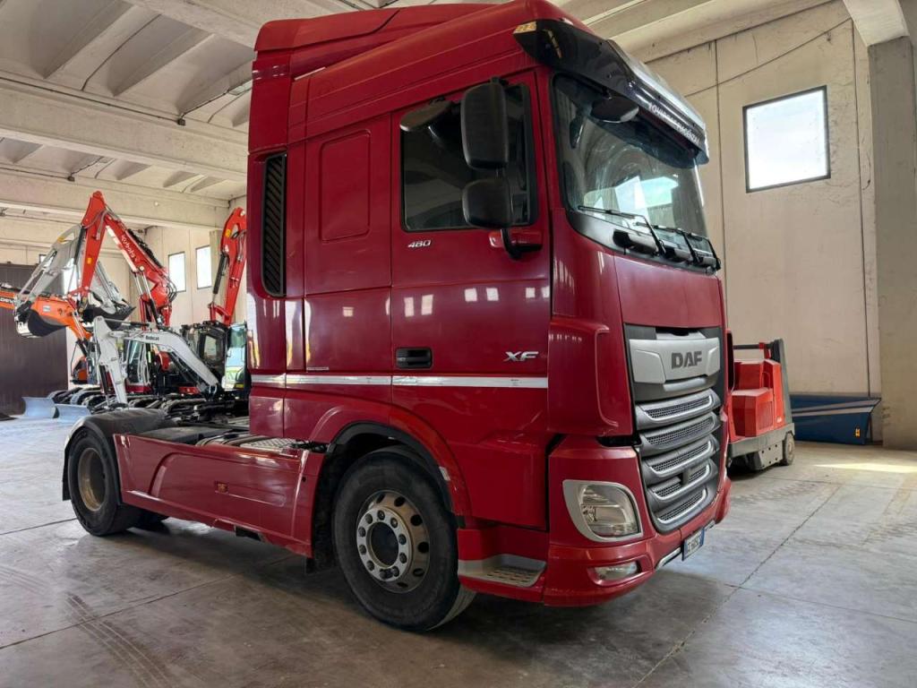 Daf 480 Photo 2
