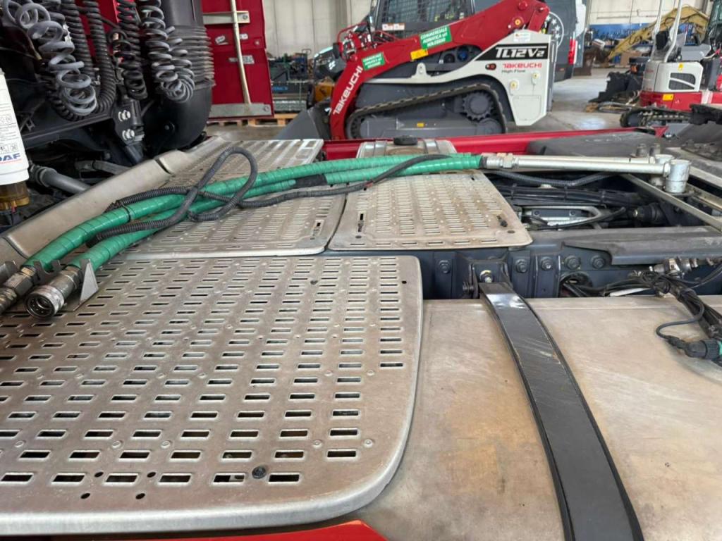 Daf 480 Photo 5
