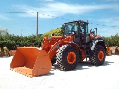 Hitachi ZW220-6 Photo 1
