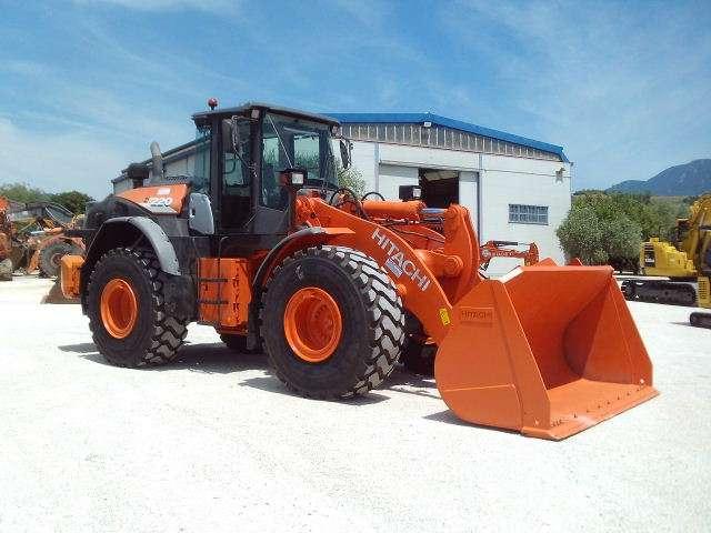Hitachi ZW220-6 Photo 5