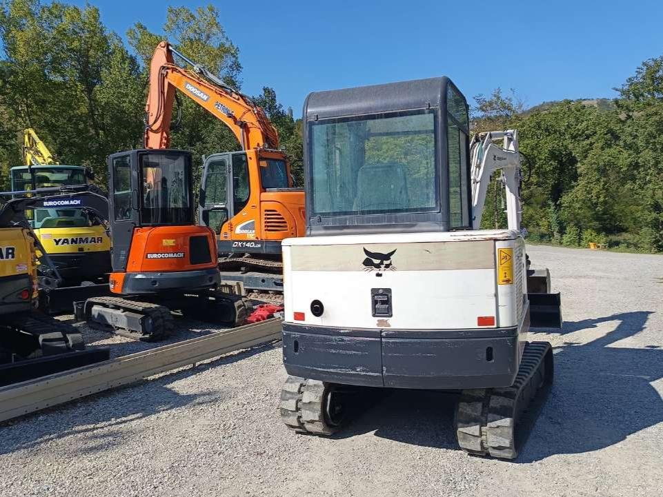 Bobcat 331 Photo 2