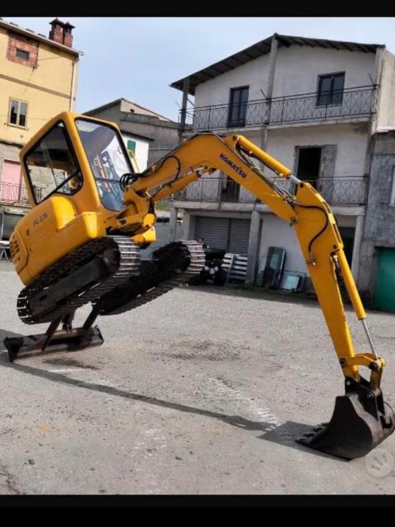 Komatsu Pc 27 r-8 Photo 4