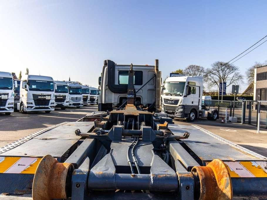 Daf CF 85.410-8X4+MARREL 22T Photo 5