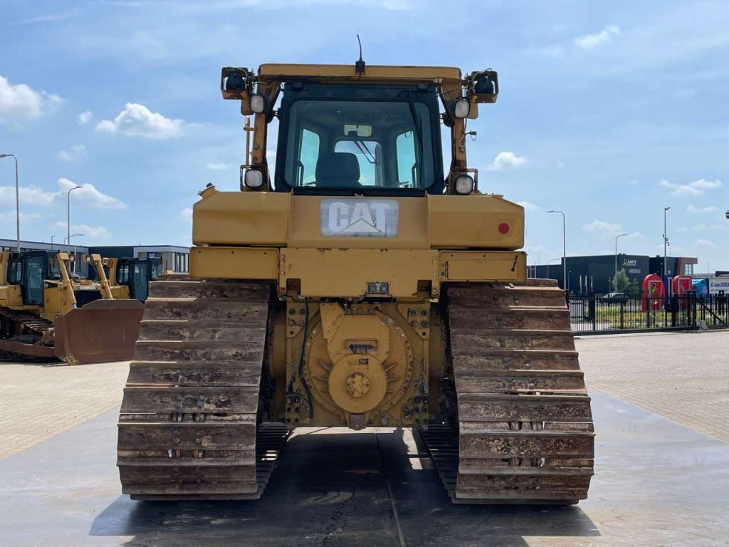 Caterpillar D6T LGP Photo 4