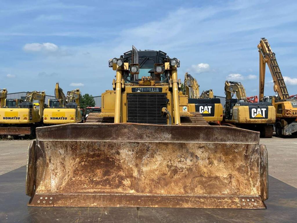 Caterpillar D6T LGP Photo 8