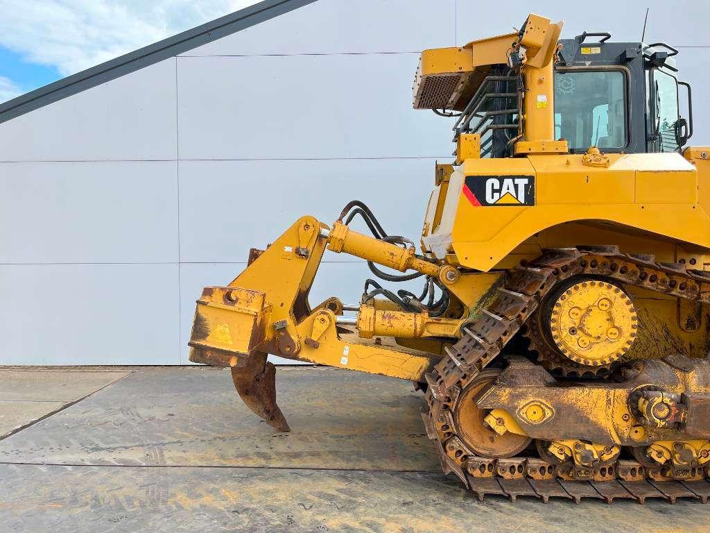 Caterpillar D8T - Ripper / German Machine Photo 17