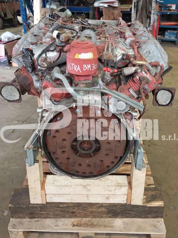 Fiat Iveco Moteur à combustion pour Fiat Iveco 8280.02 Photo 2