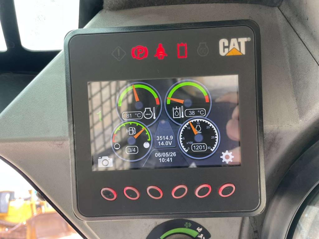 Caterpillar 226D3 Photo 21