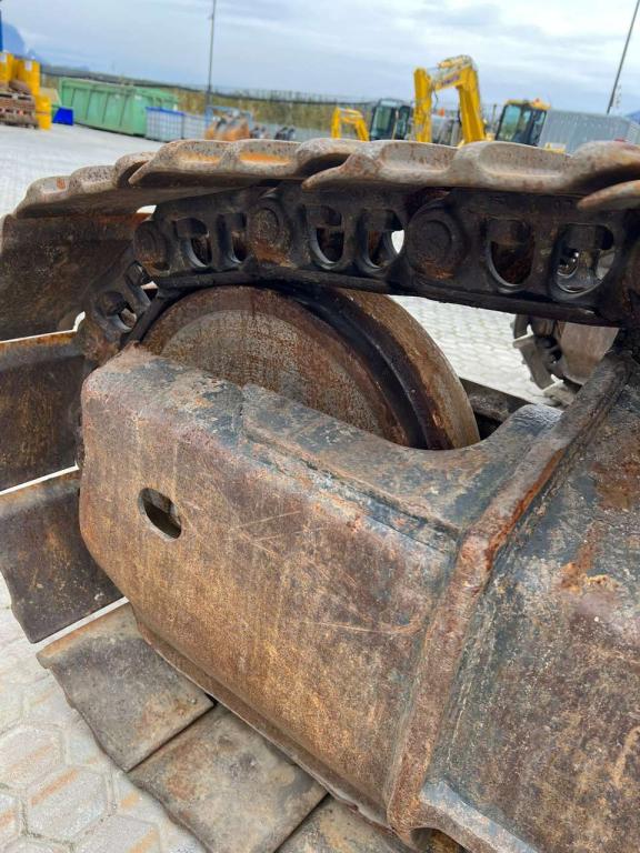 Komatsu PC210NLC-11 Photo 19