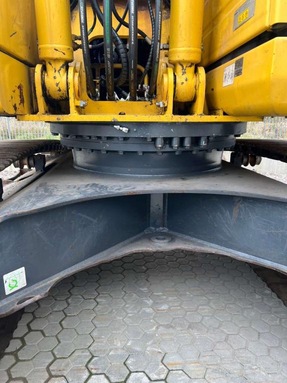 Komatsu PC210NLC-11 Photo 27