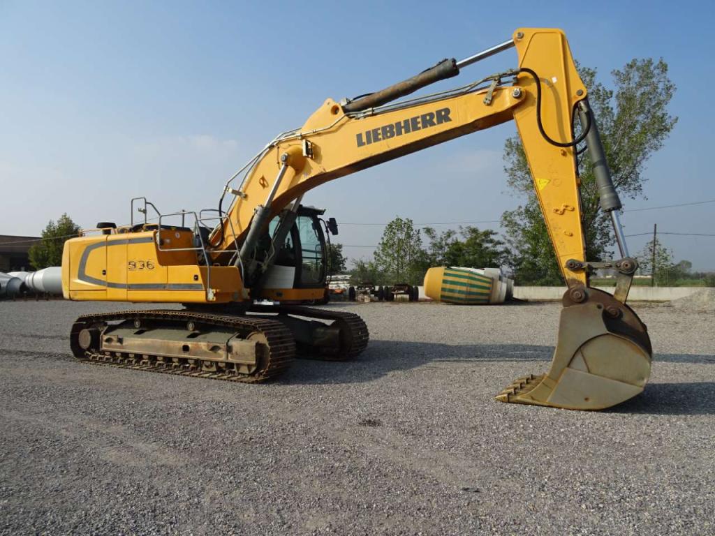 Liebherr R936 NLC Photo 7