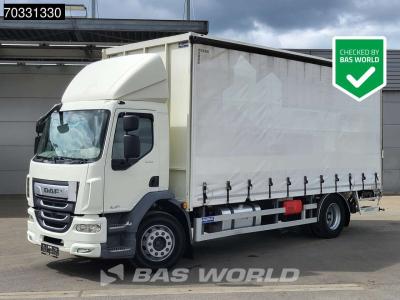 Daf LF 260 4X2 19tonner curtainsides 2000kg Ladebordwand Automatic ACC Euro 6 en vente par BAS World B.V.