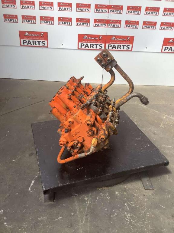Distributeur hydraulique pour Fiat Hitachi FH 400 Photo 2