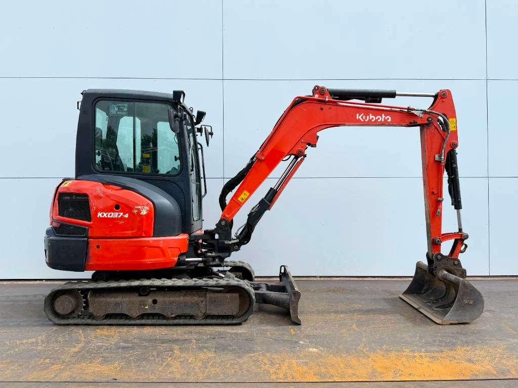 Kubota KX037-4 - Hammer Lines / Quick Coupler Photo 6