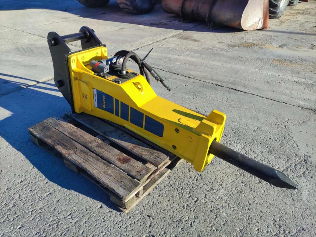 Atlas Copco MB750 Photo 2