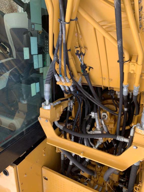 Caterpillar 323 E-LN Photo 11