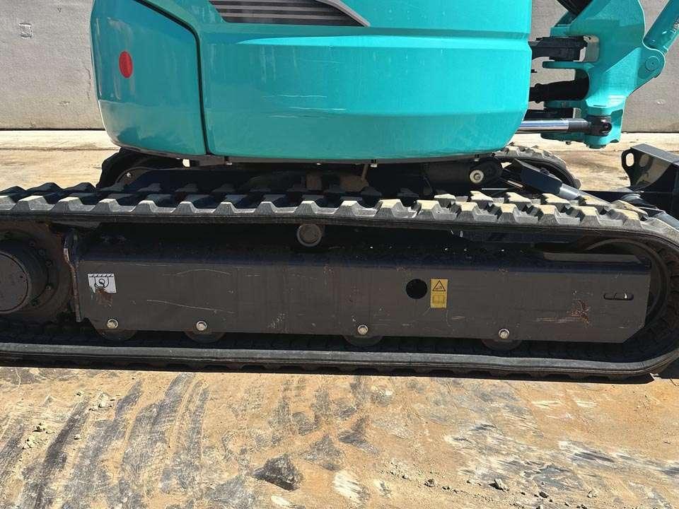 Kobelco SK28SR-6E Photo 4