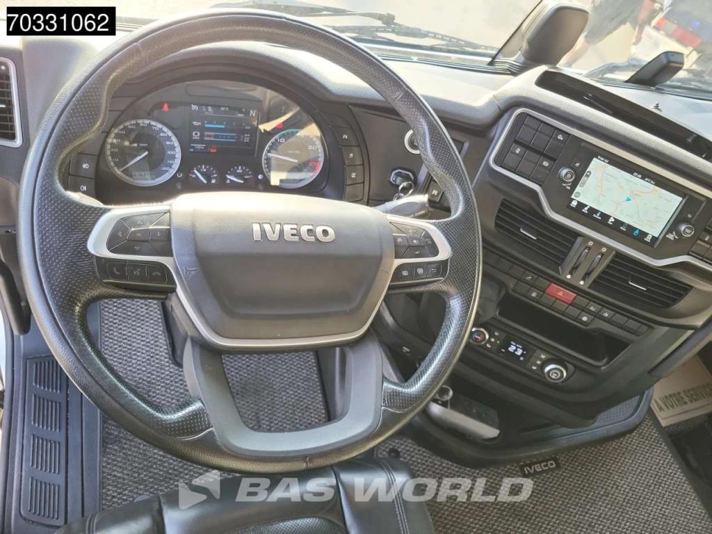 Iveco X-Way 570 6X4 Retarder Standklima ACC Navi Leder Photo 23